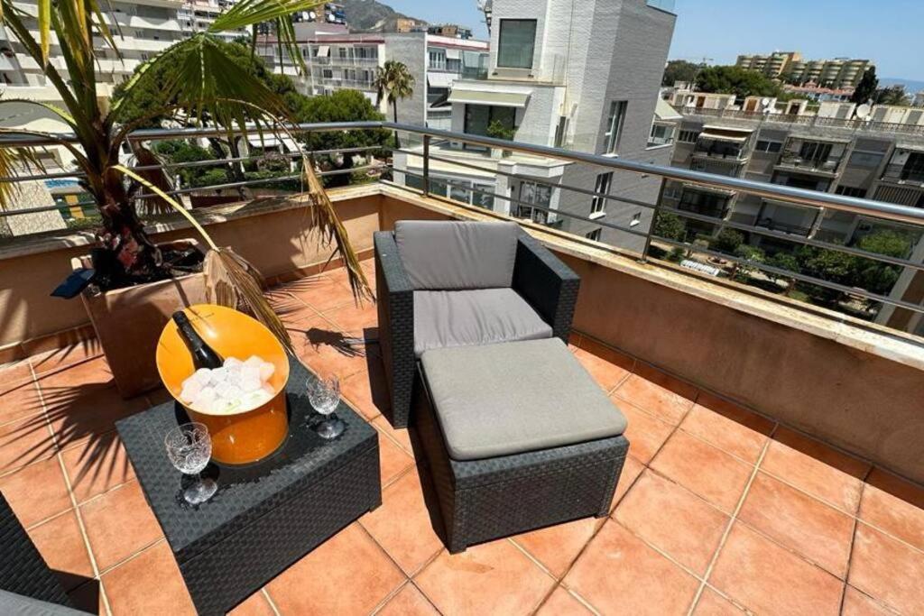 דירות טורמולינוס Atico Puerto Marina 2 Hab Con Piscina, 500M De La Plata מראה חיצוני תמונה